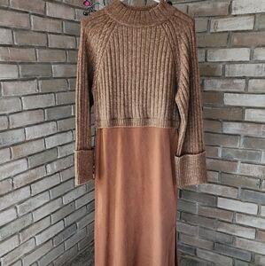 Elegant Brown Knit Dress